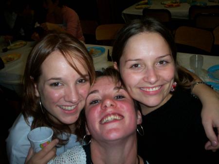 Il y a des belles pommettes rouges ...